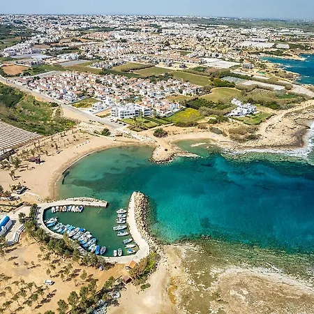 Elia Blue , Hot Tube , Heated Pool Paralimni