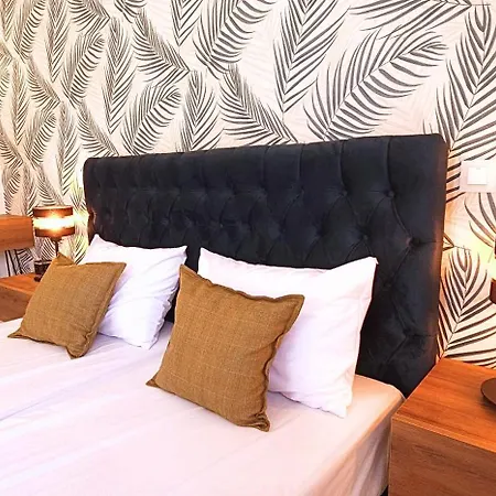 Villa Elia Blue , Hot Tube , Heated Pool *