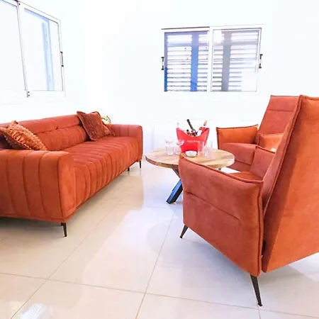 Elia Blue , Hot Tube , Heated Pool * Paralimni