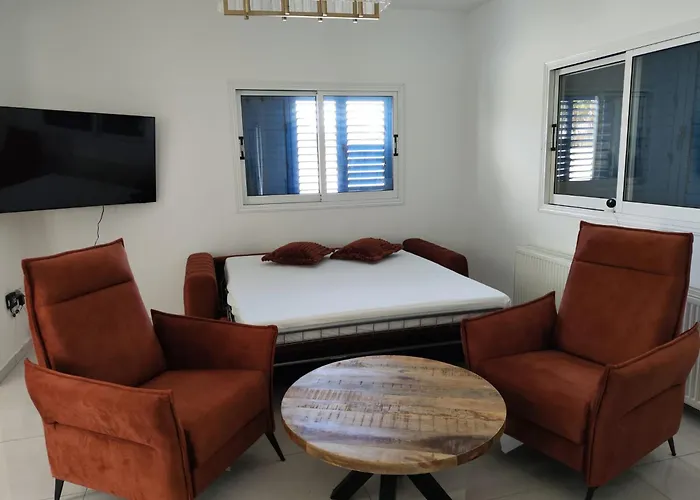 Villa Elia Blue , Hot Tube , Heated Pool *