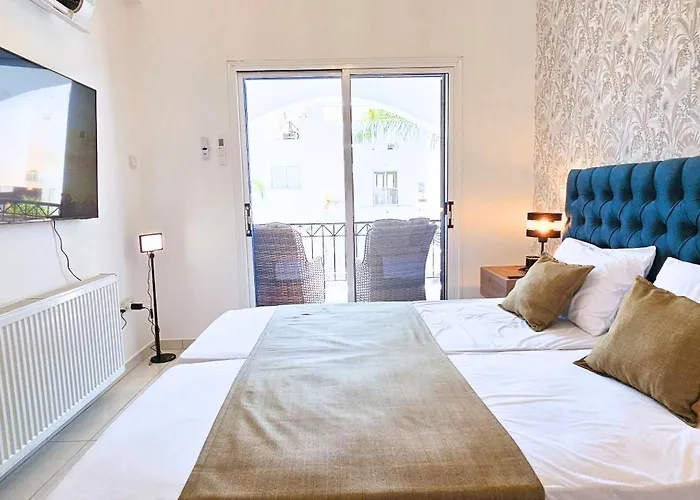 Villa Elia Blue , Hot Tube , Heated Pool *