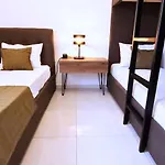 Elia Blue , Hot Tube , Heated Pool * Paralimni