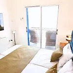Villa Elia Blue , Hot Tube , Heated Pool Paralimni
