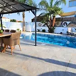 Elia Blue , Hot Tube , Heated Pool Paralimni