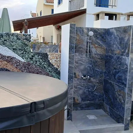 Elia Blue , Hot Tube , Heated Pool Vila *