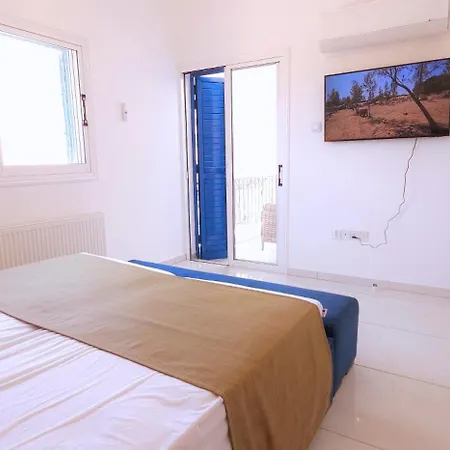 Elia Blue , Hot Tube , Heated Pool Vila