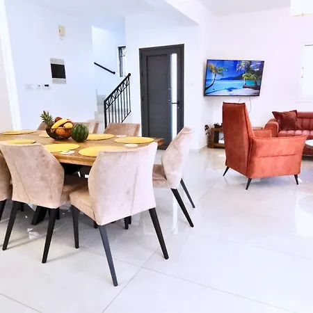 Elia Blue , Hot Tube , Heated Pool 빌라 파라림니