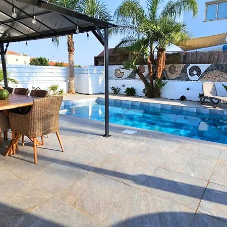Elia Blue , Hot Tube , Heated Pool Paralímni