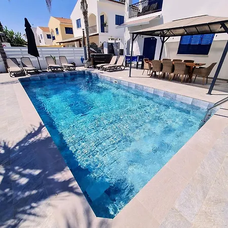 Elia Blue , Hot Tube , Heated Pool Vila