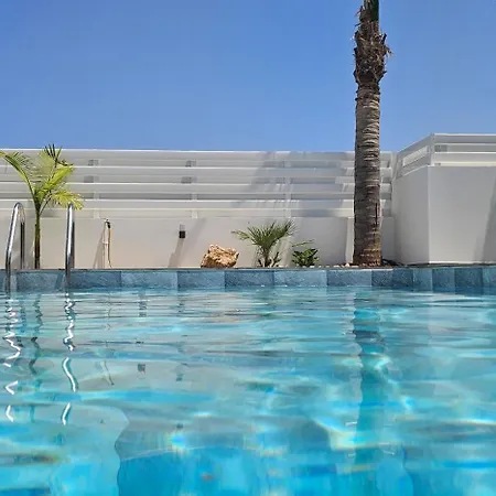 빌라 Elia Blue , Hot Tube , Heated Pool *