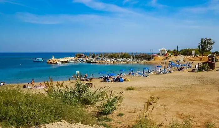 Elia Blue , Hot Tube , Heated Pool Paralimni