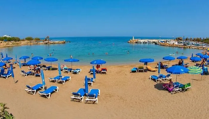 Elia Blue , Hot Tube , Heated Pool